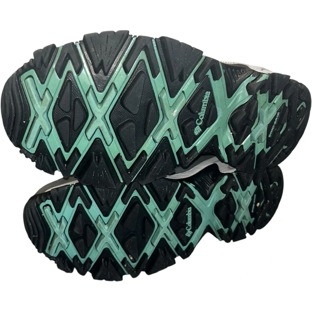 Columbia Waterproof Winter Hiking Boots — YL5383-033 | Size USA 6 (Women’s)